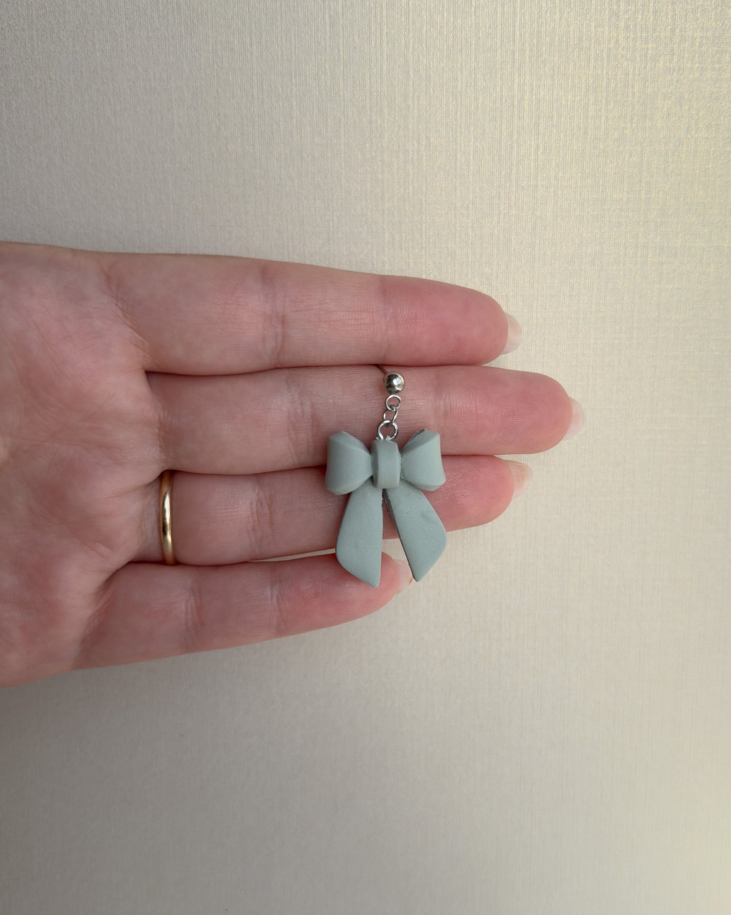 Maeve Earrings - Sage