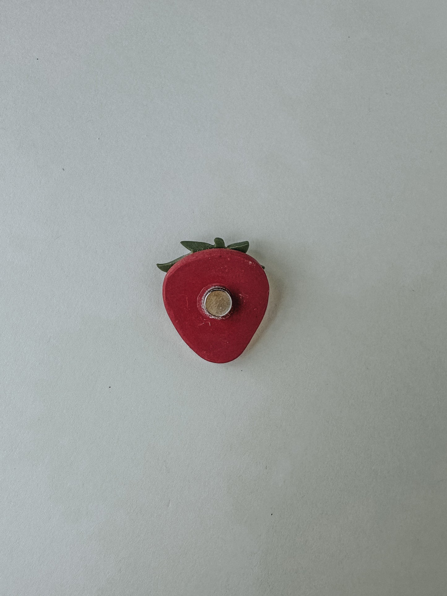 Strawberry Magnet