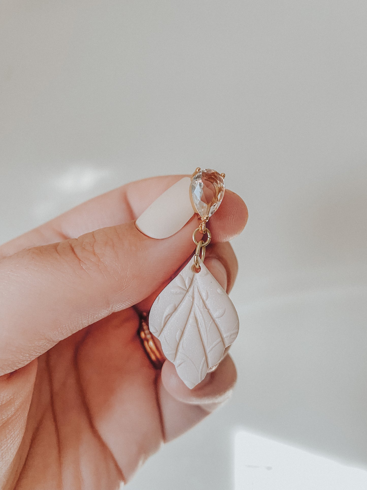 Napa Earrings - Pearl