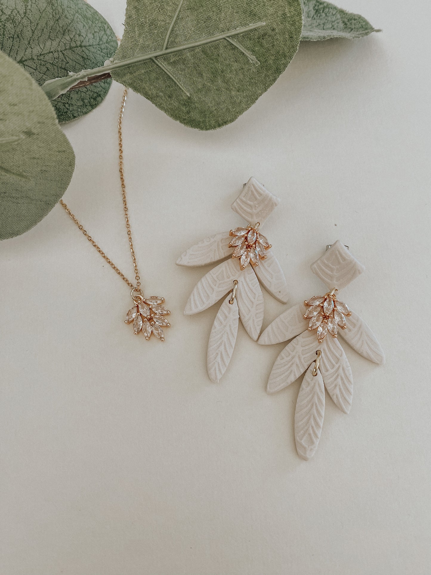 Dahlia Necklace - Gold