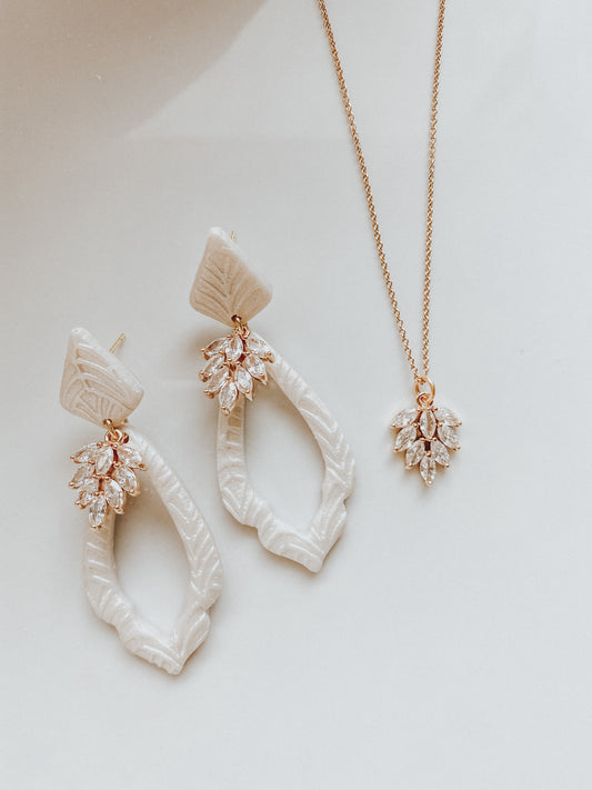 Dahlia Necklace - Gold