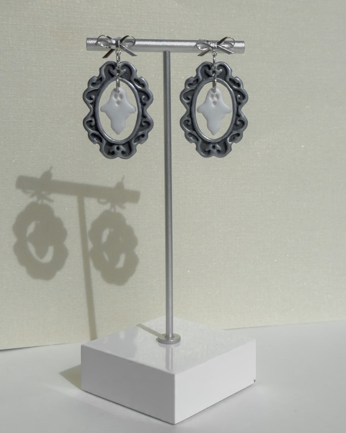 Waverly Earrings - Black