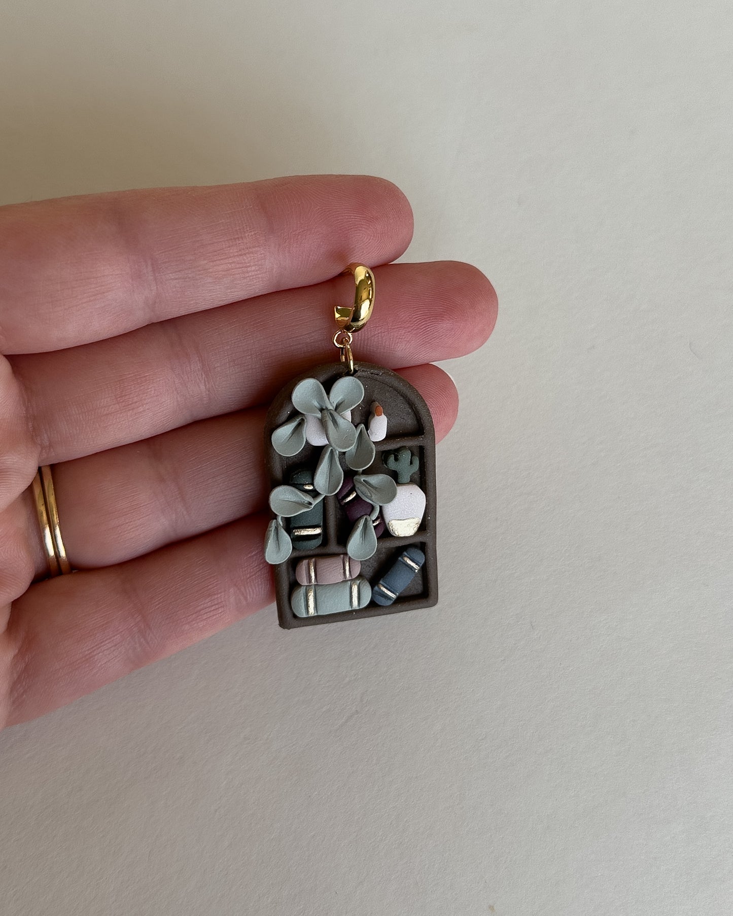 Bookshelf Earrings