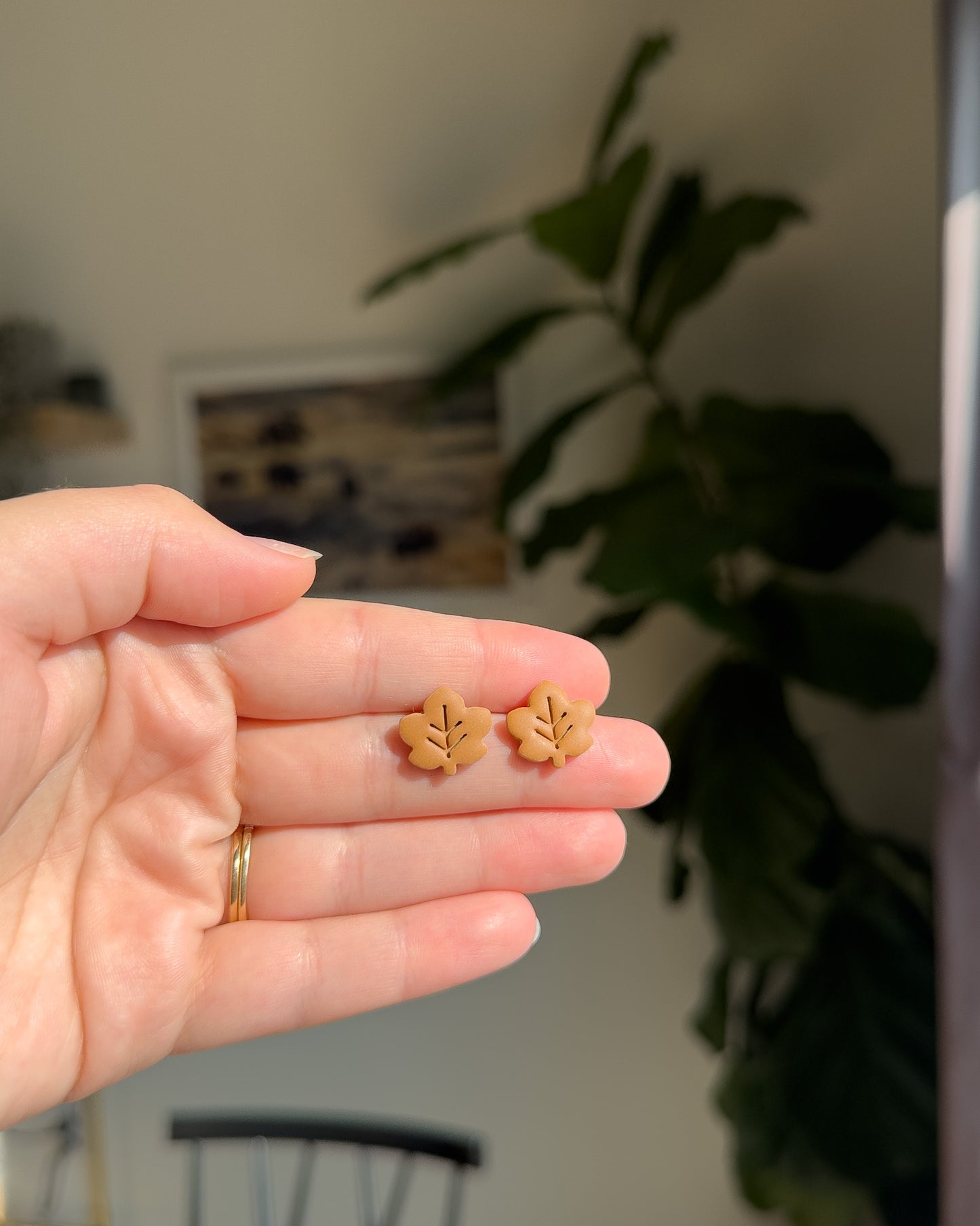Leaf Studs
