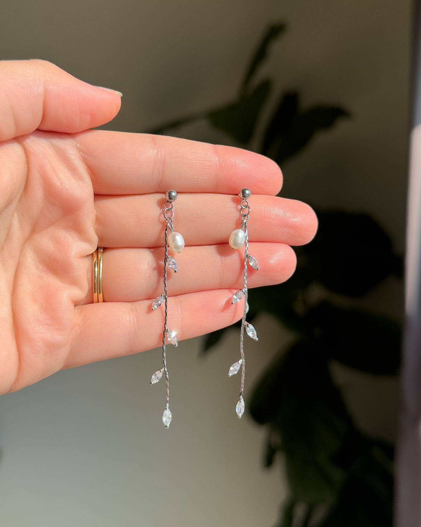 Grace Earrings - Silver