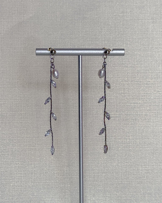 Grace Earrings - Silver