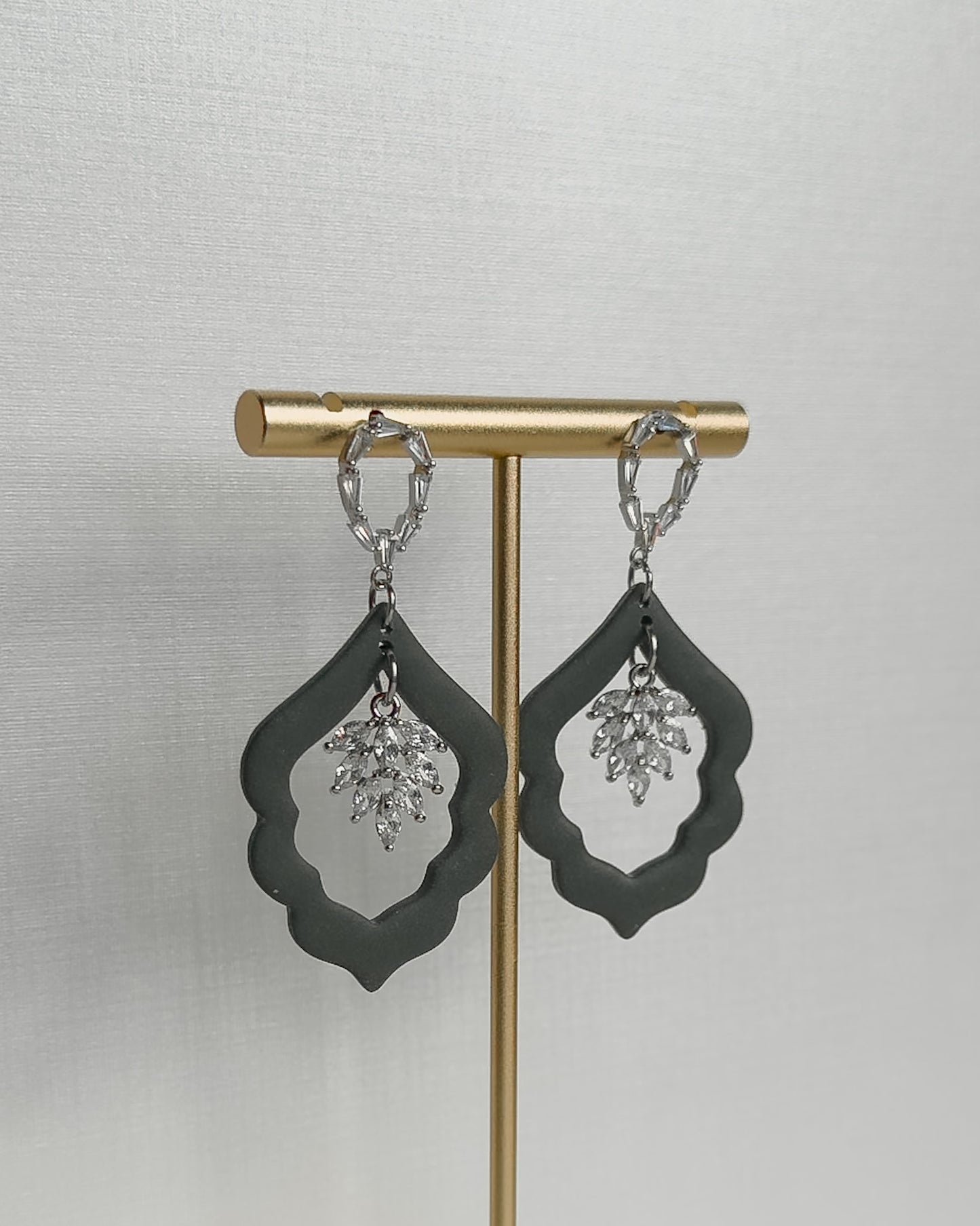 Noel Earrings - Holiday