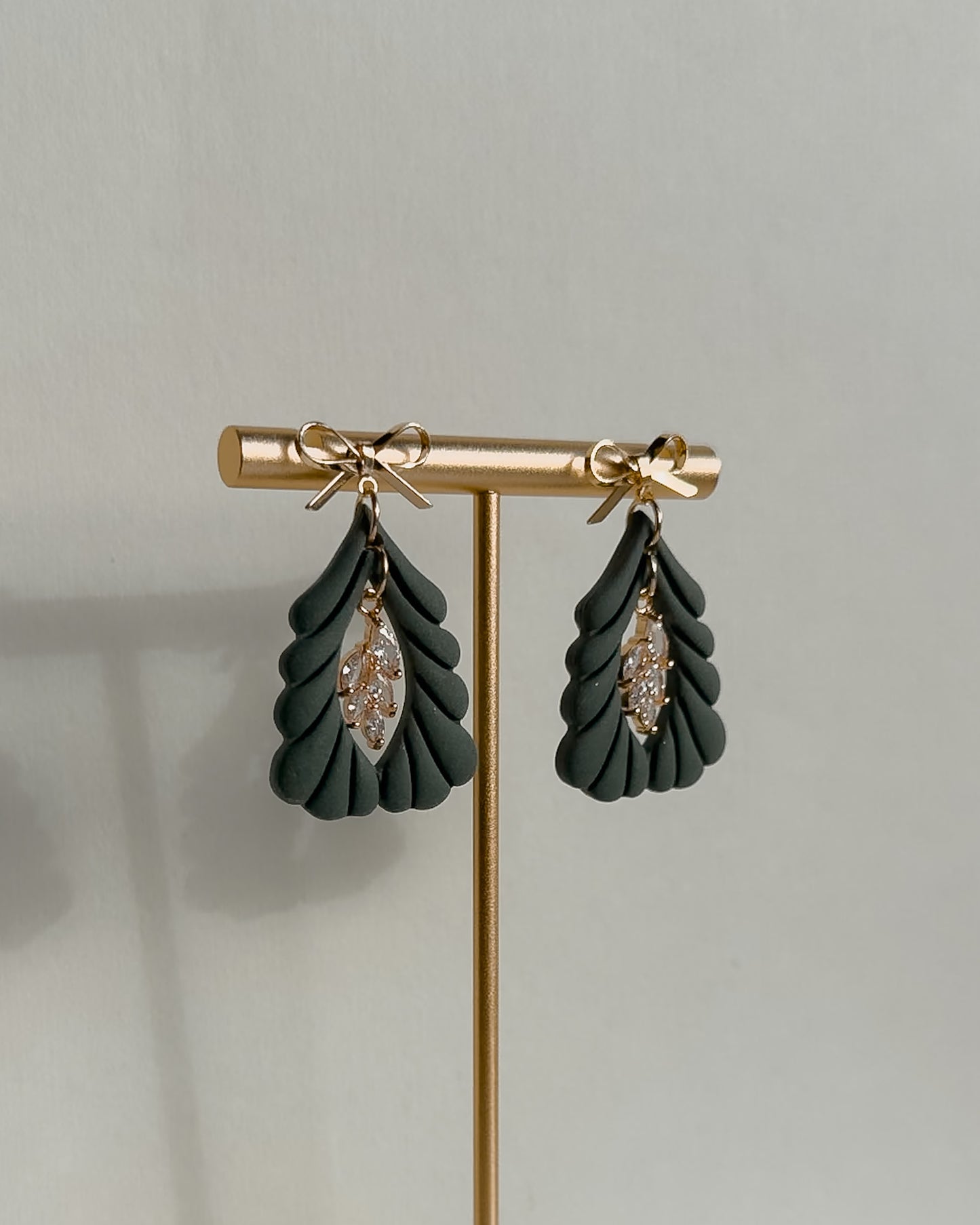 Evergreen Earrings - Gold