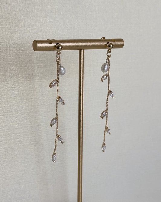 Grace Earrings - Gold