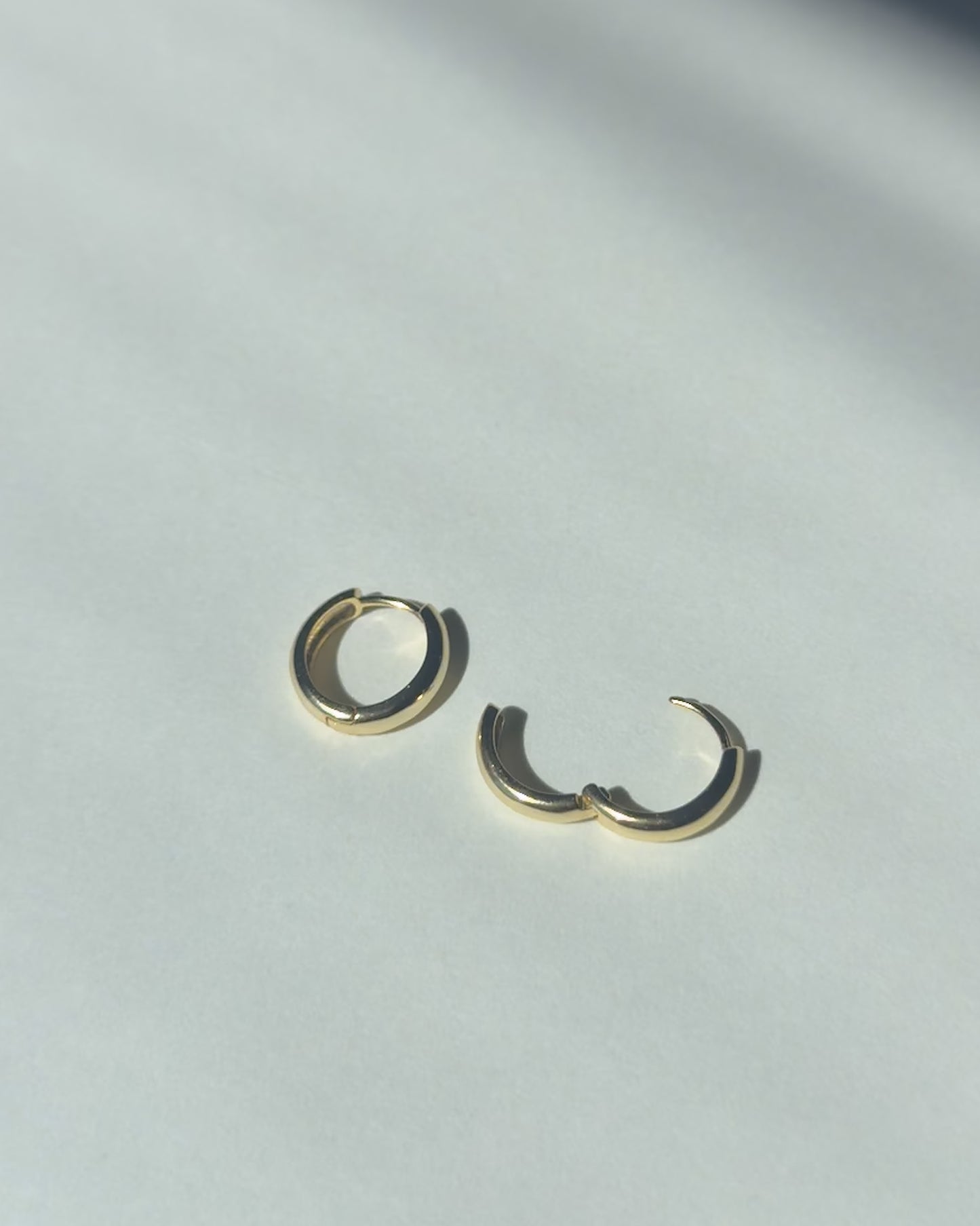 Dove Earrings - Gold