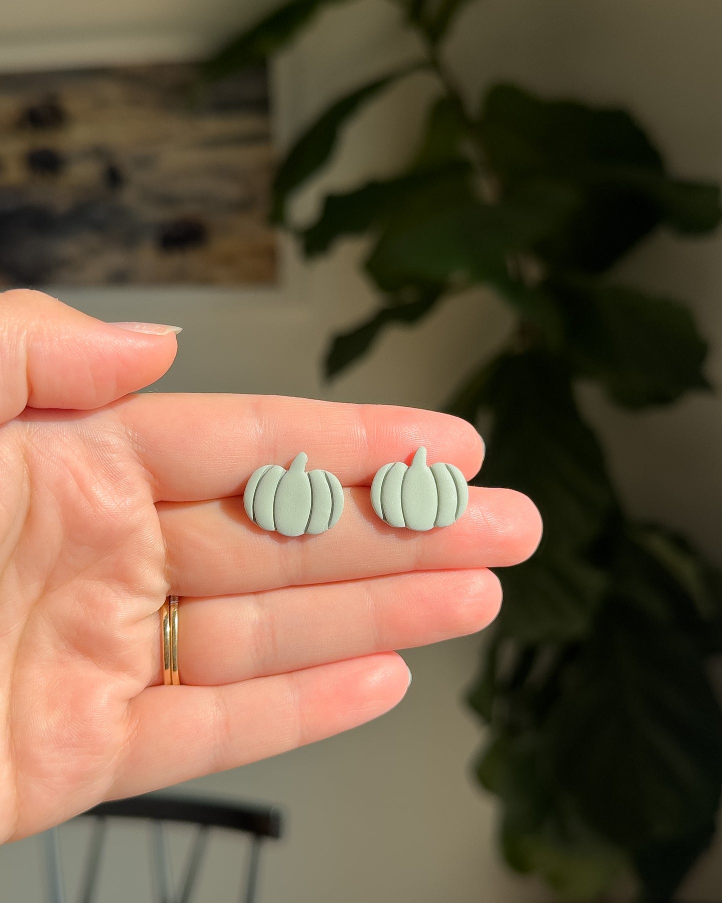 Pumpkin Studs