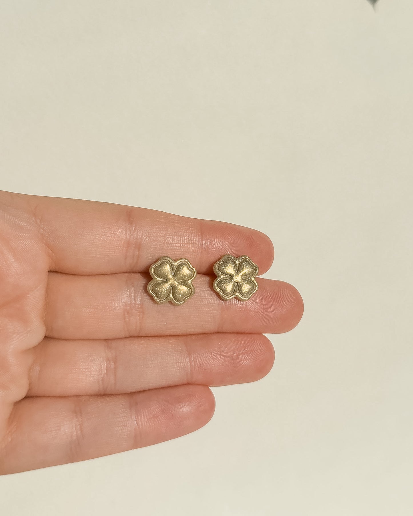 Shamrock Studs - Gold
